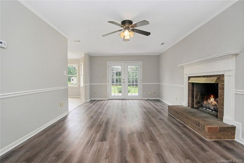 699 Tryon Pl, Gastonia, NC 28054