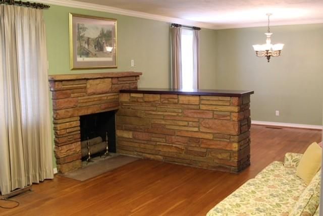 4035 N Center St, Hickory, NC 28601