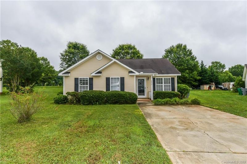 6806 Flaxseed Ln, Charlotte, NC 28216