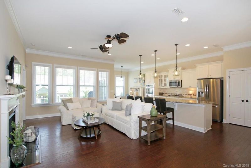 158 Blueview Rd, Mooresville, NC 28117