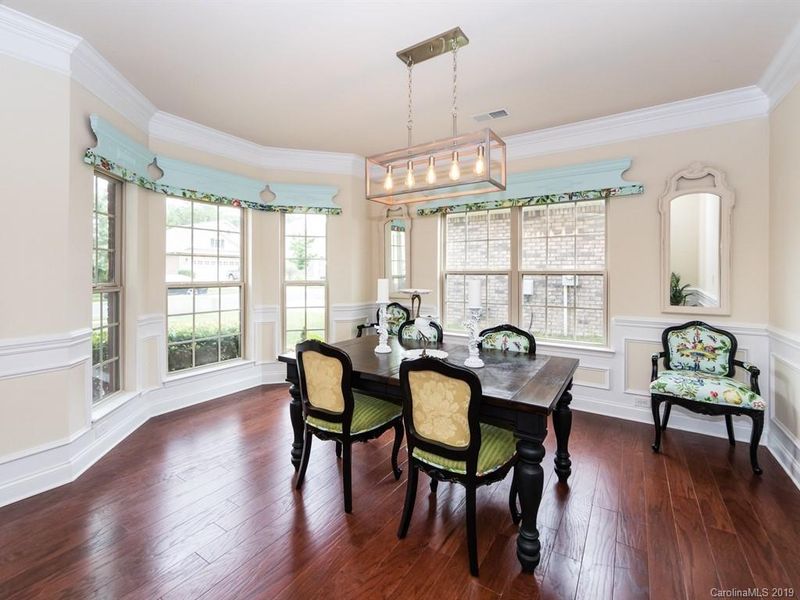 14618 Vaughan Dr, Charlotte, NC 28273