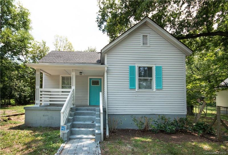 313 S Cloudman St, Charlotte, NC 28208