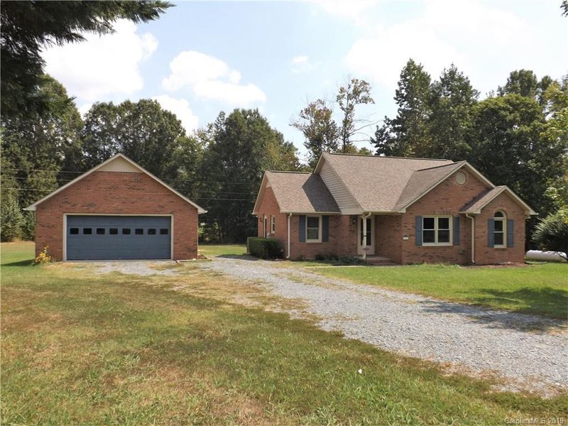 3402 Clearview Dr, Monroe, NC 28110