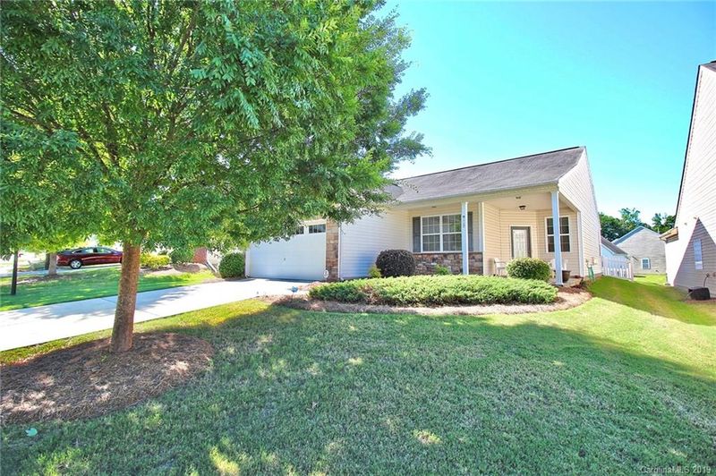 9117 Gray Willow Rd, Charlotte, NC 28227