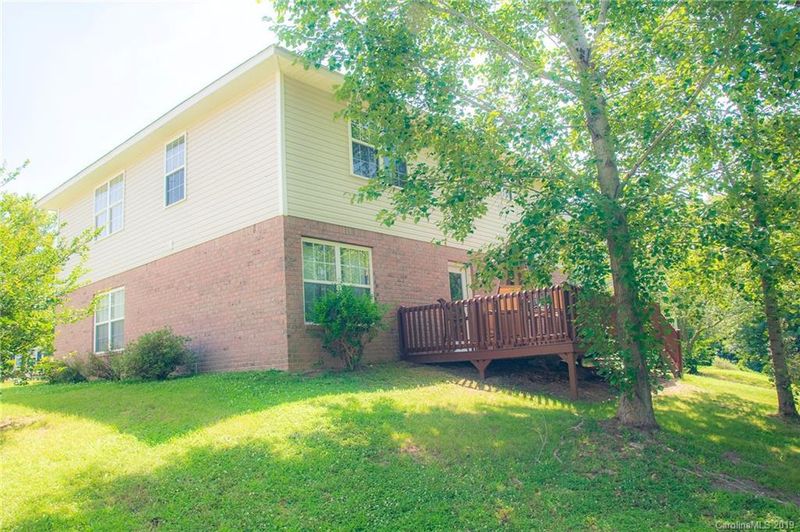 2124 Mallard Pointe Dr, Kannapolis, NC 28083
