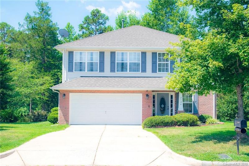 2124 Mallard Pointe Dr, Kannapolis, NC 28083