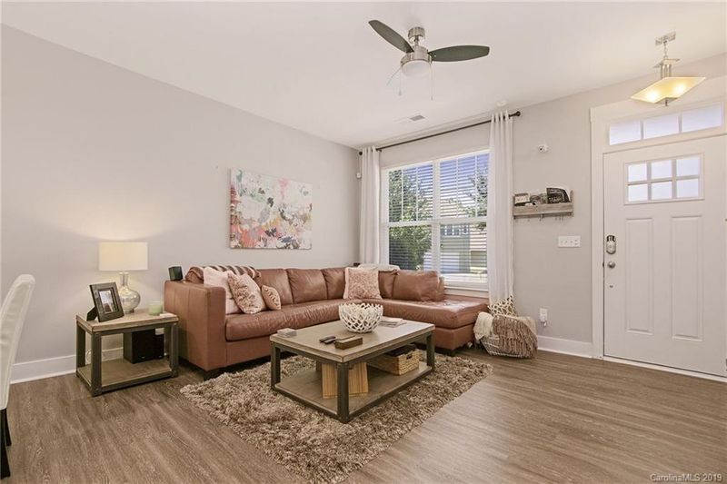 3142 Bending Birch Pl, Charlotte, NC 28206