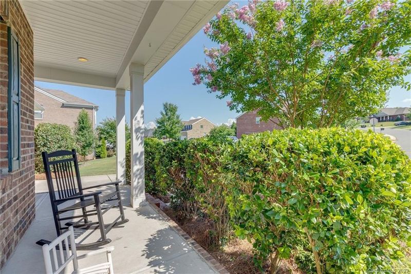 2500 Flintshire Ln, Gastonia, NC 28056