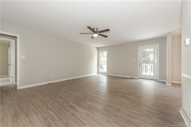 270 Greenbay Dr, Rock Hill, SC 29732