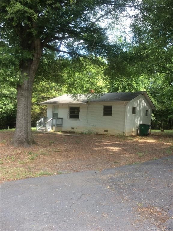 901 Aileen Cir, Pineville, NC 28134