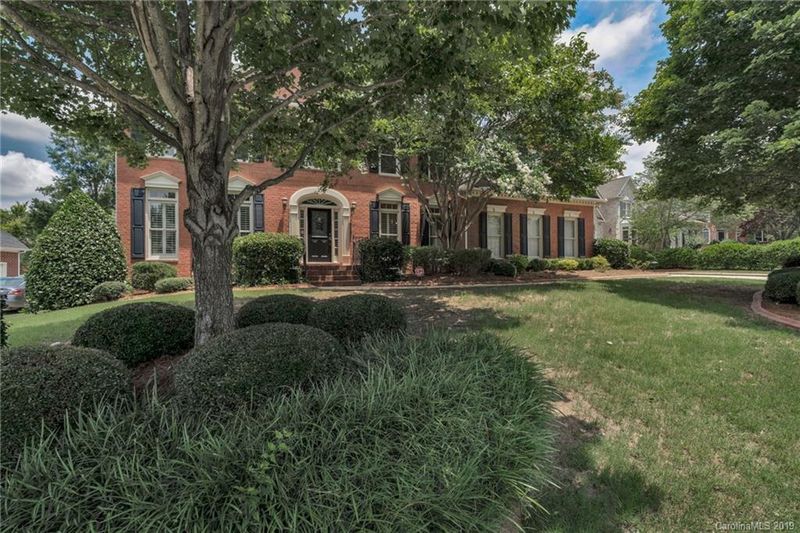 8923 Abrell Walk Ct, Charlotte, NC 28226