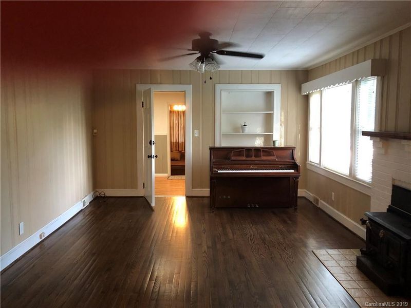 726 Valleydale Rd, Charlotte, NC 28214