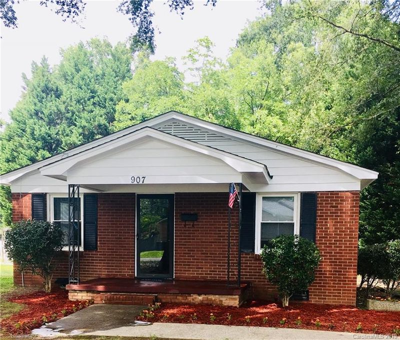 907 Circle Dr, Monroe, NC 28112