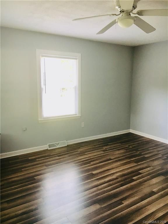 907 Circle Dr, Monroe, NC 28112