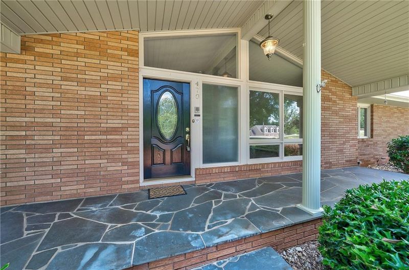 470 29th Avenue Dr NW, Hickory, NC 28601