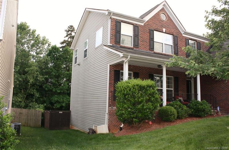 8415 Delamere Ln, Charlotte, NC 28269