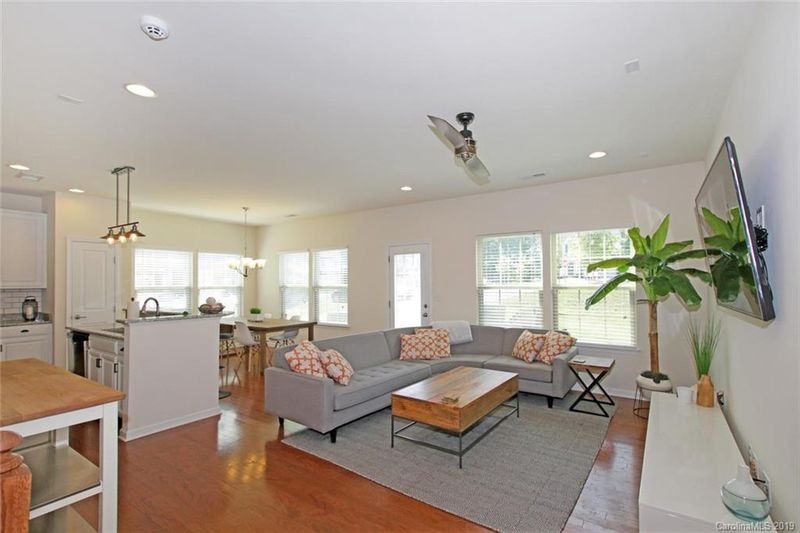 3237 Major Samuals Way, Charlotte, NC 28208
