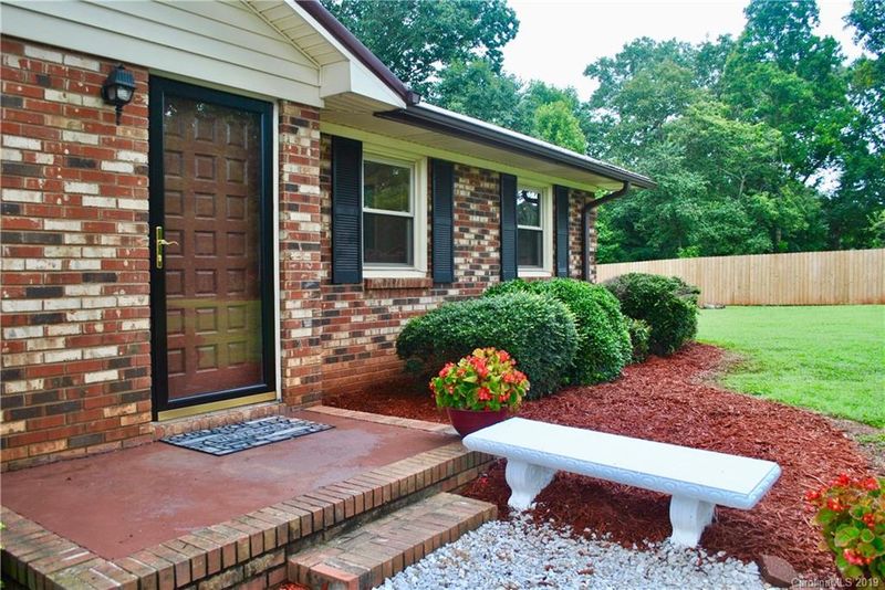 2244 Seagletown Rd, Vale, NC 28168