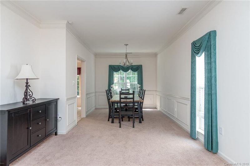 10702 Old Bridge Ln, Charlotte, NC 28269