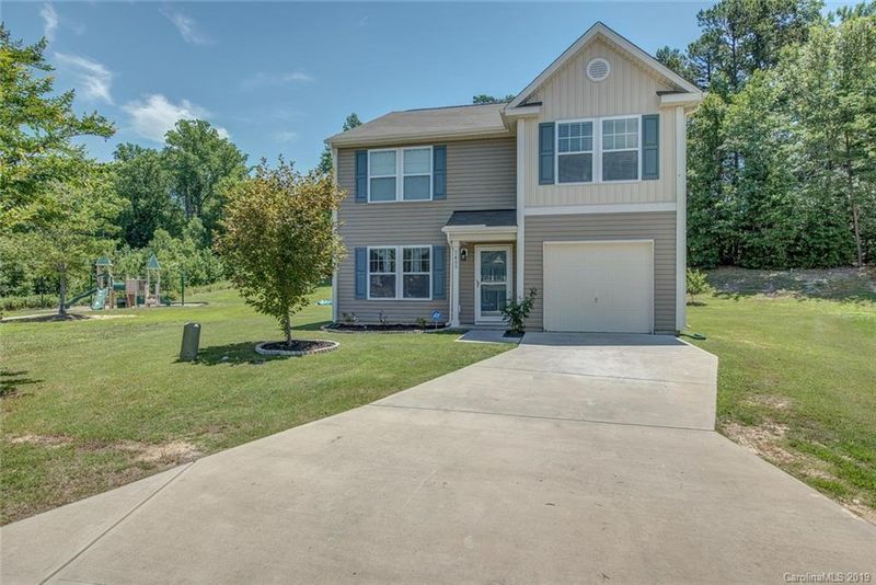 1409 Logan Patrick Ct, Gastonia, NC 28052