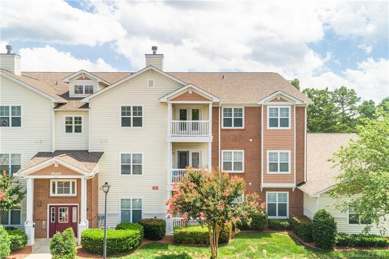 11228 Hyde Pointe Ct, Charlotte, NC 28262