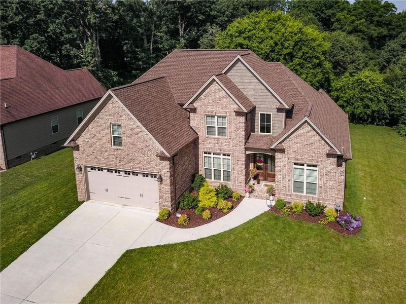 1767 White Water Ct, Hickory, NC 28602
