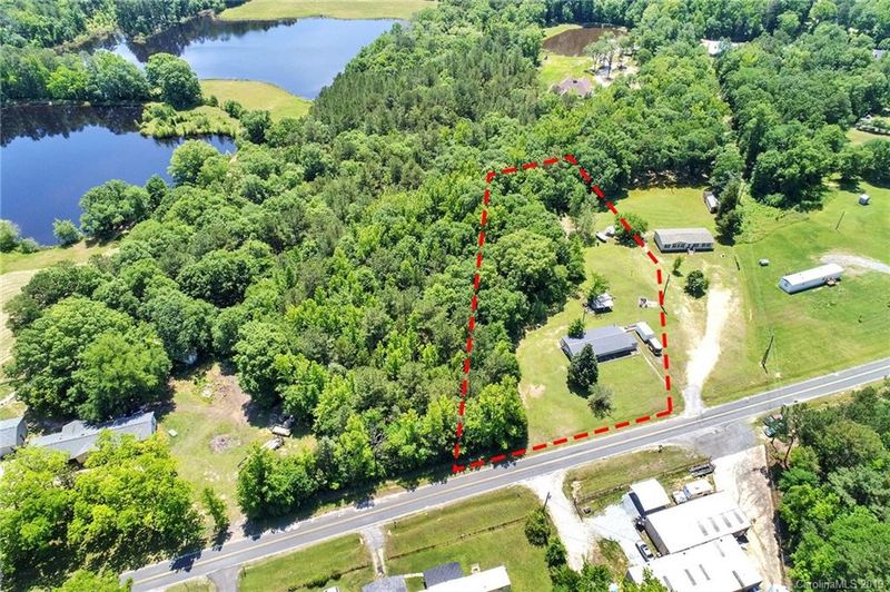349 Leisure Ln, Catawba, SC 29704