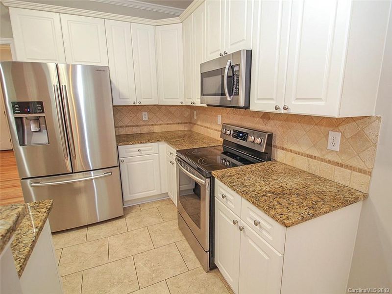 854 Knightsbridge Rd, Fort Mill, SC 29708