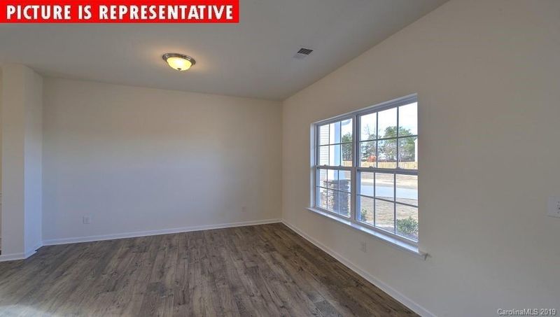 1605 Savory Ln, Charlotte, NC 28216