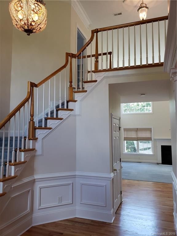 5929 Legacy Cir, Charlotte, NC 28277