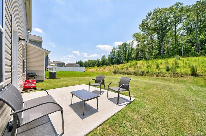 9110 Magnolia Lily Ave, Charlotte, NC 28227