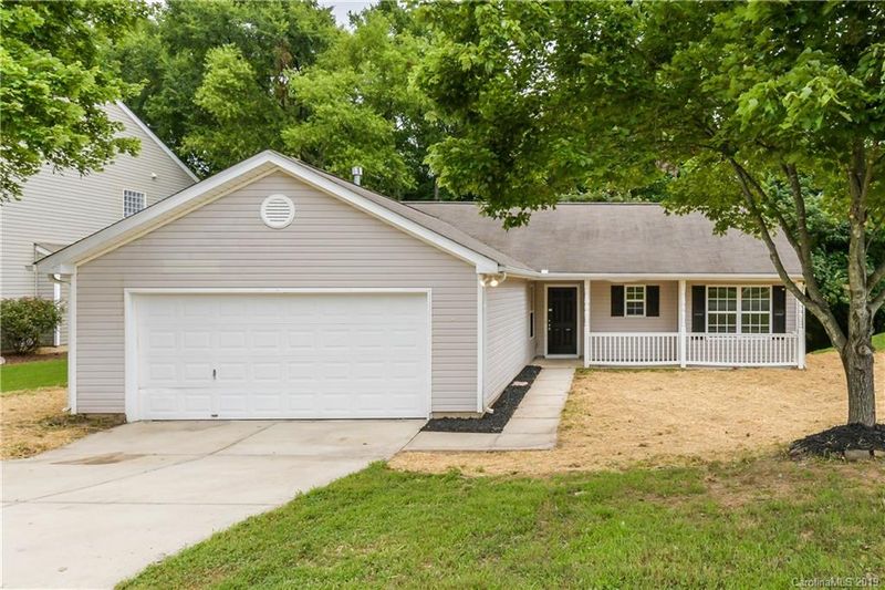 540 Canopy Ct, Clover, SC 29710