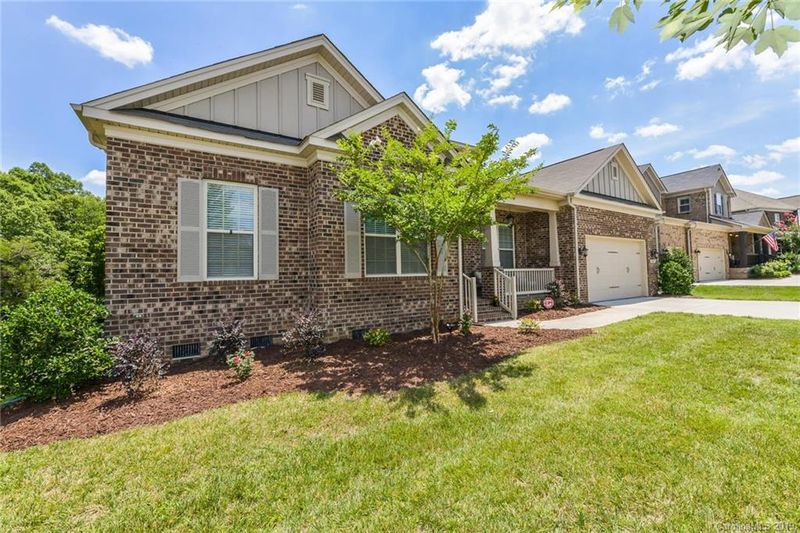 10655 Rippling Stream Dr, Concord, NC 28027