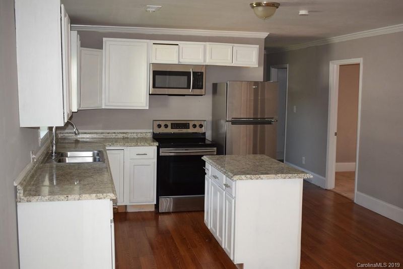 42 Rex Ave, Gastonia, NC 28054