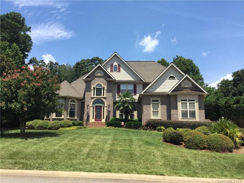 109 Pine Mist Dr, Mooresville, NC 28117