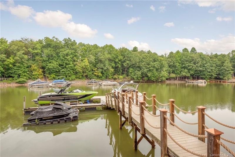 149 Bay Shore Loop, Mooresville, NC 28117