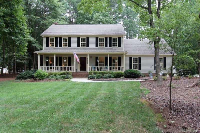 4525 Glen Oaks Dr, Weddington, NC 28104