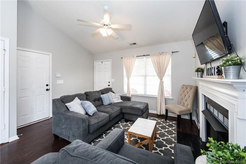 928 Harbour View Cv NE, Kannapolis, NC 28083