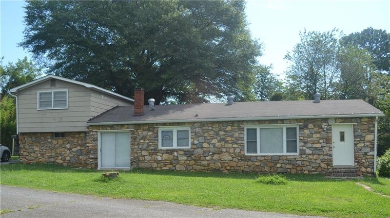 4964 E Bandys Cross Rd, Catawba, NC 28609