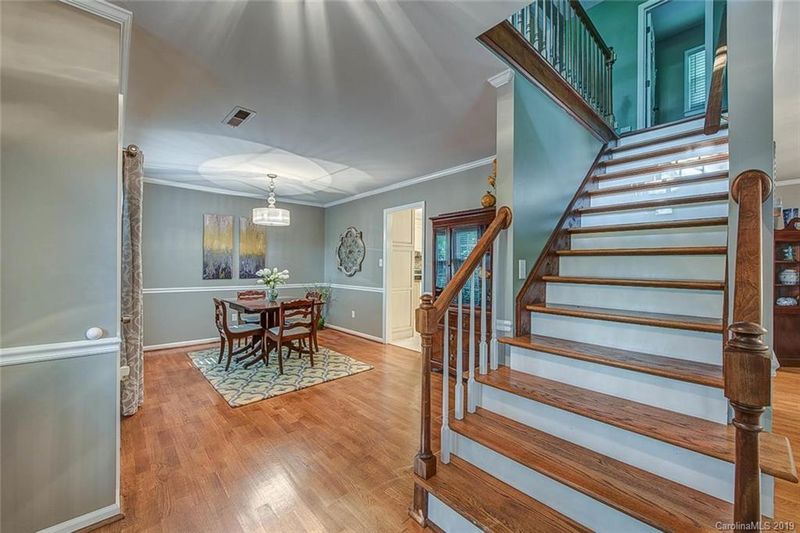 589 Tryon Pl, Gastonia, NC 28054