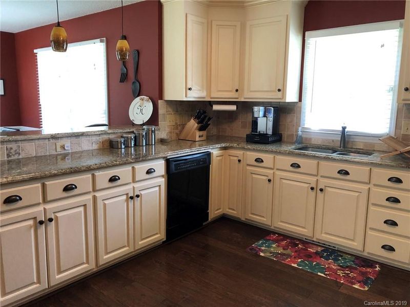 8844 Erbach Ln, Mount Pleasant, NC 28124