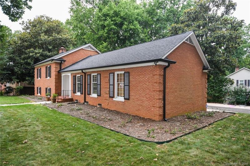 3027 Goneaway Rd, Charlotte, NC 28210