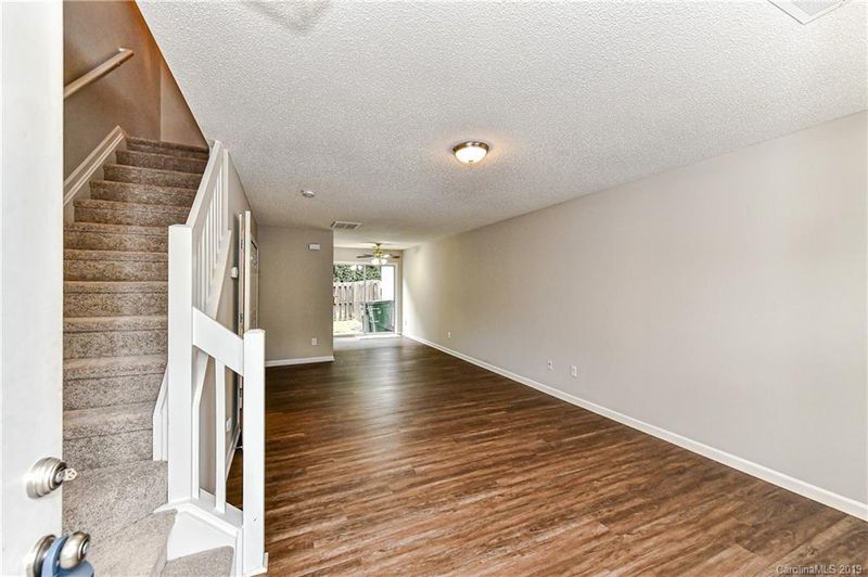 12085 Bragg St, Charlotte, NC 28273