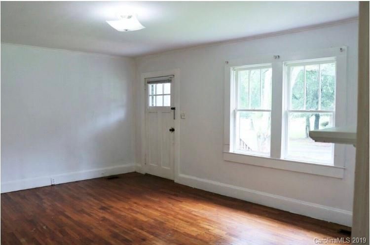 401 Hall St, York, SC 29745