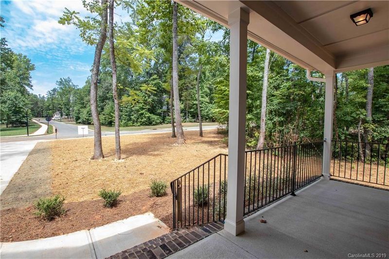 8237 Aspen Ct, Charlotte, NC 28227