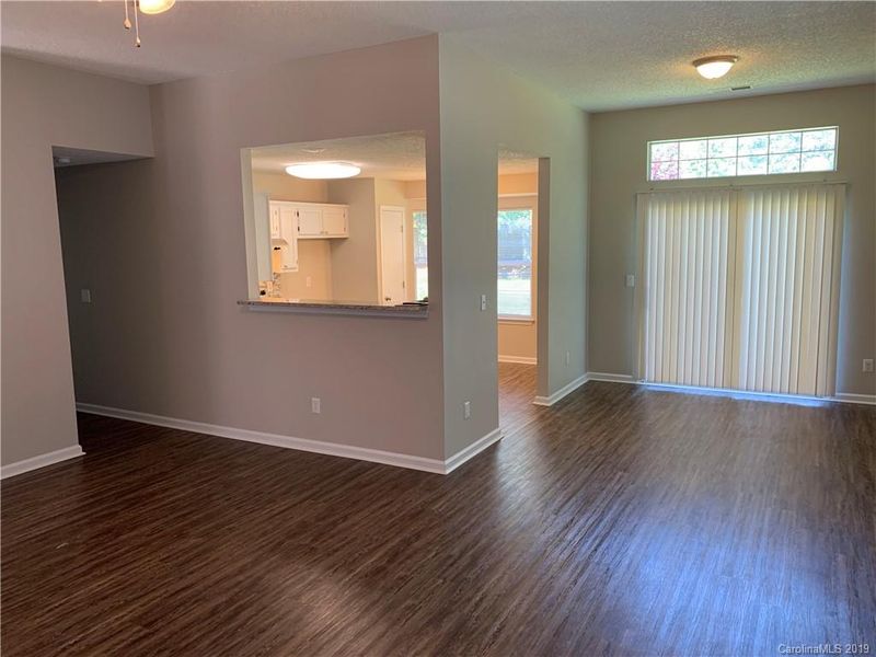 3223 Mintleaf Dr, Charlotte, NC 28269