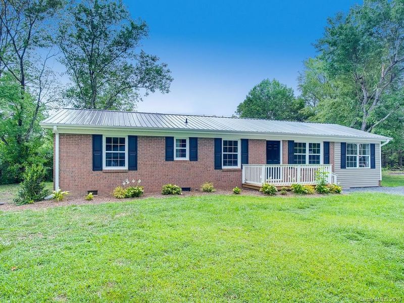 2536 Lynn Dr, Concord, NC 28025