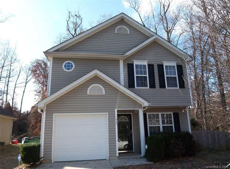 1467 Hidden Stream Ct, Charlotte, NC 28213
