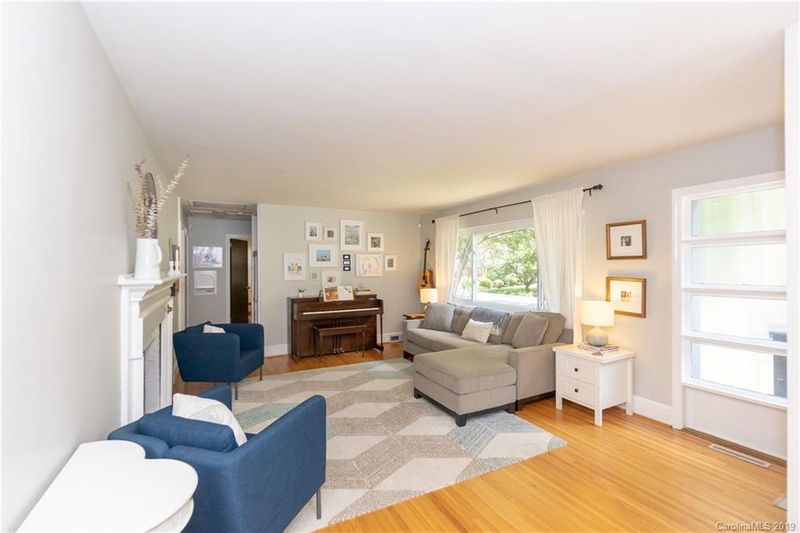 2309 Arnold Dr, Charlotte, NC 28205