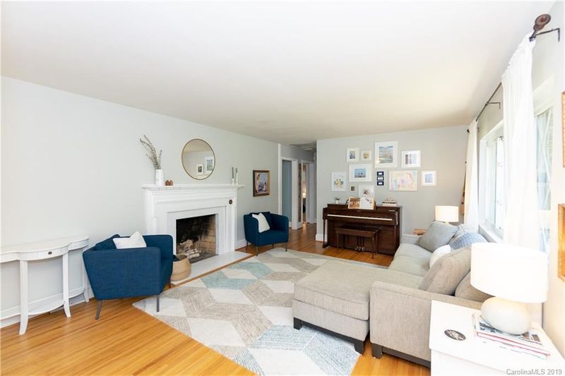 2309 Arnold Dr, Charlotte, NC 28205
